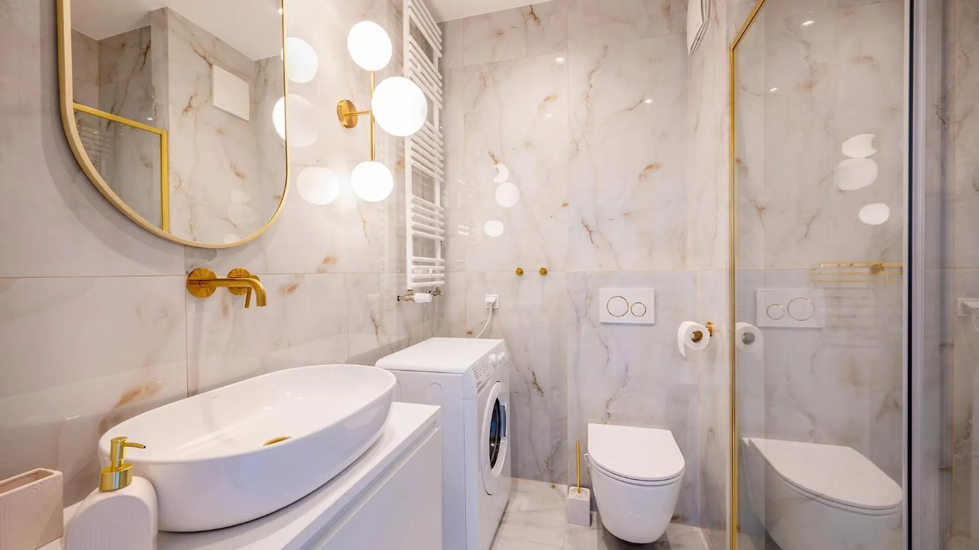 Apartament Golden Landing - Apartament W Centrum Gdanska 0*,